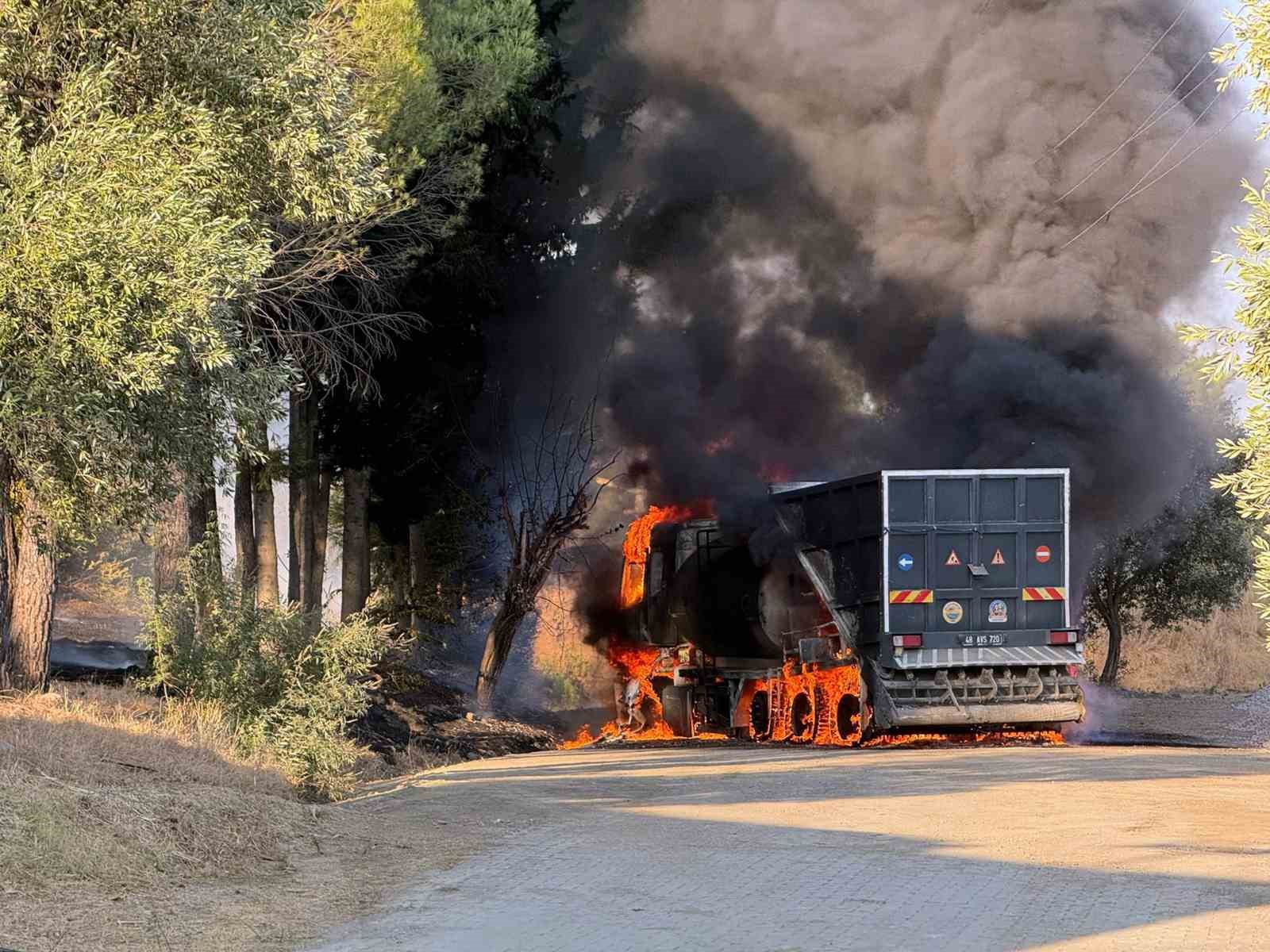Muğla’nın Dalaman ilçesi Elcik mahallesinde Dalaman belediyesine ait asfalt yama