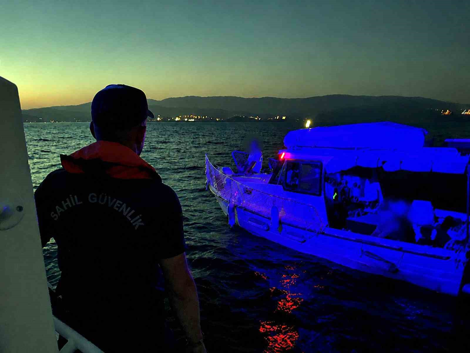 Muğla’nın Milas ilçesi açıklarında içinde iki kişinin bulunduğu özel tekne,