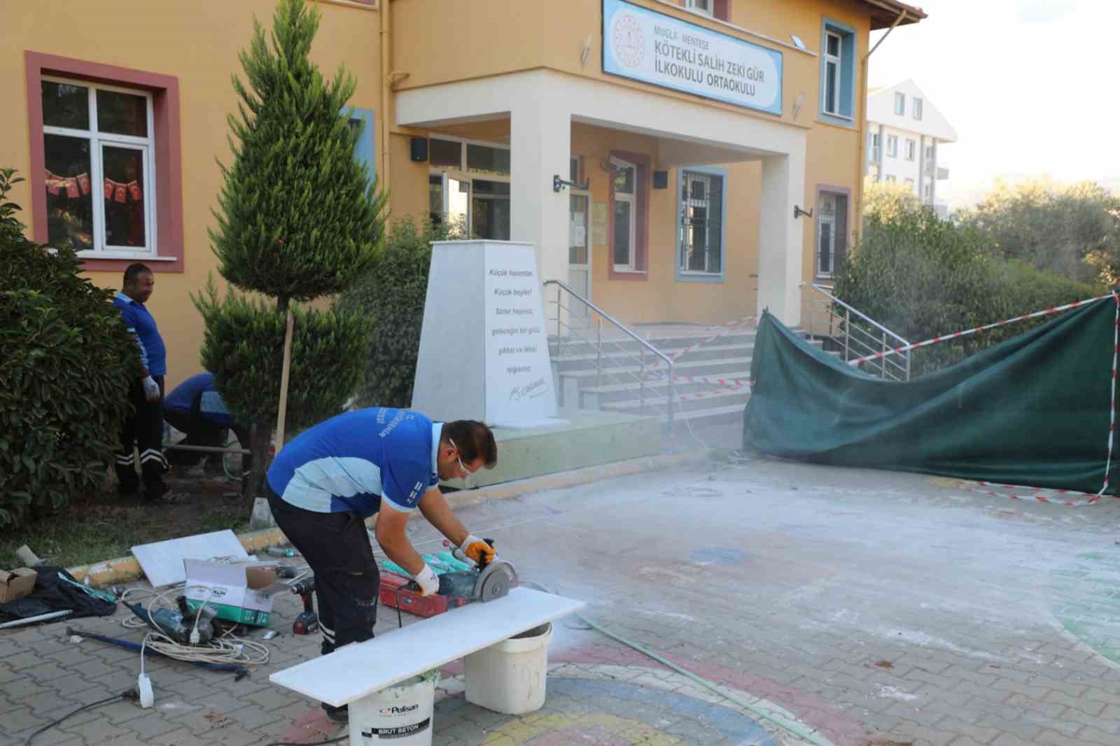 Muğla’nın Menteşe ilçesi Kötekli Mahallesi’nde bulunan Salih Zeki Gür İlk