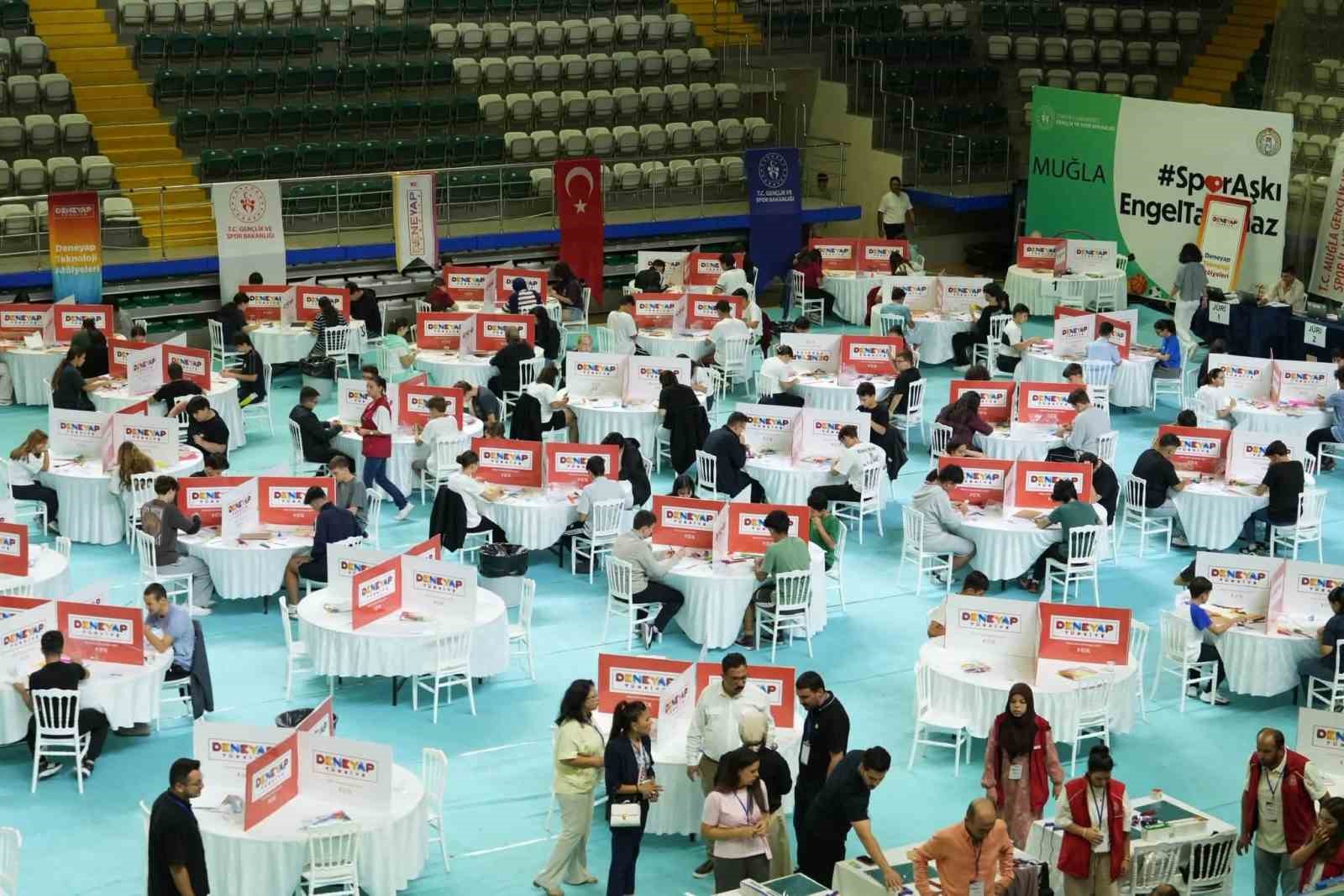 Türkiye’nin teknoloji yıldızlarını yetiştiren Deneyap Teknoloji Atölyeleri kapsamında düzenlenen Deneyap