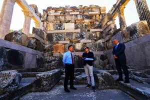 Muğla Valisi Dr. İdris Akbıyık, Milas Kaymakamı Vural Karagül ile