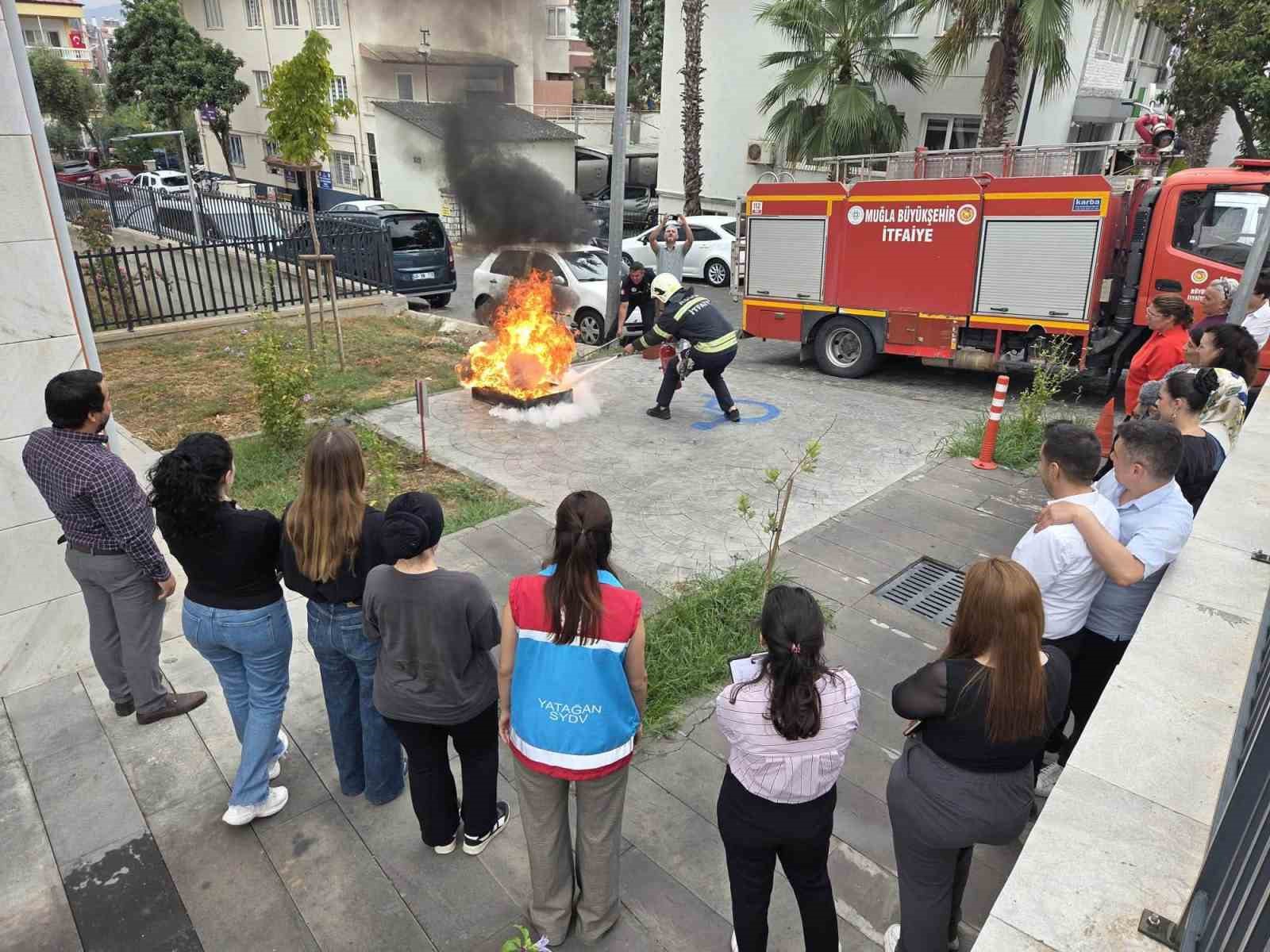 Muğla Büyükşehir Belediyesi İtfaiye Daire Başkanlığı iş birliğiyle, Bakanlığın talimatları