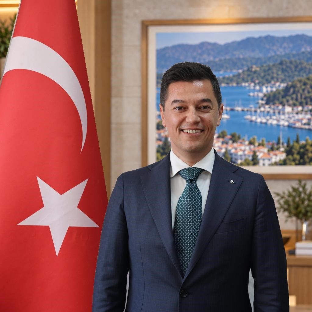 Cumhuriyetin kurulmasının milletin ortak iradesinin en büyük simgesi olduğunu ifade