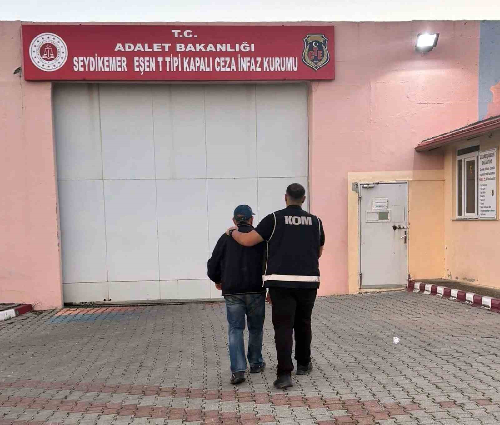 FETÖ silahlı terör örgütüne üye olma suçundan hakkında 6 yıl