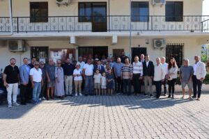 Marmaris Belediye Başkanı Acar Ünlü, ‘Mahalle Sohbetleri’ buluşmaları kapsamında Hisarönü