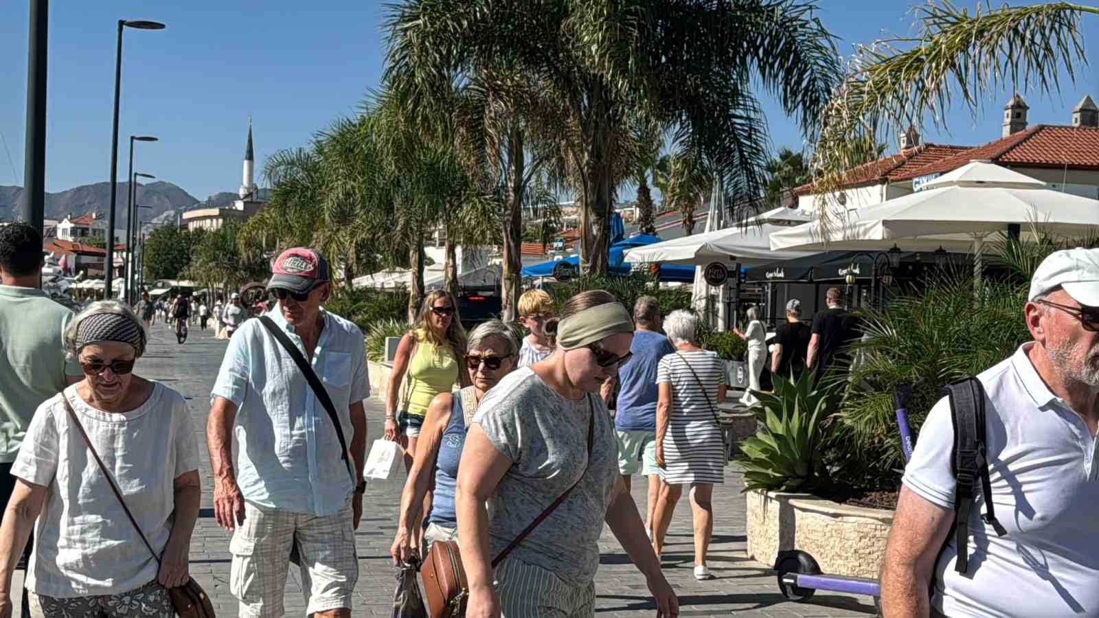 Muğla’nın Marmaris ilçesine bu hafta gelen üç kruvaziyer gemisi, yolcu