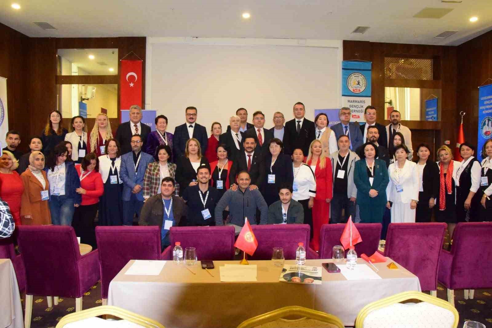 Marmaris’te düzenlenen VII. Uluslararası Gençlik Araştırmaları Kongresi’ne katılan Kaymakam Nurullah