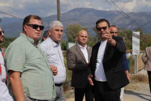 Muğla Büyükşehir Belediyesi Genel Sekreteri Tayfun Yılmaz, Köyceğiz ilçesinde devam