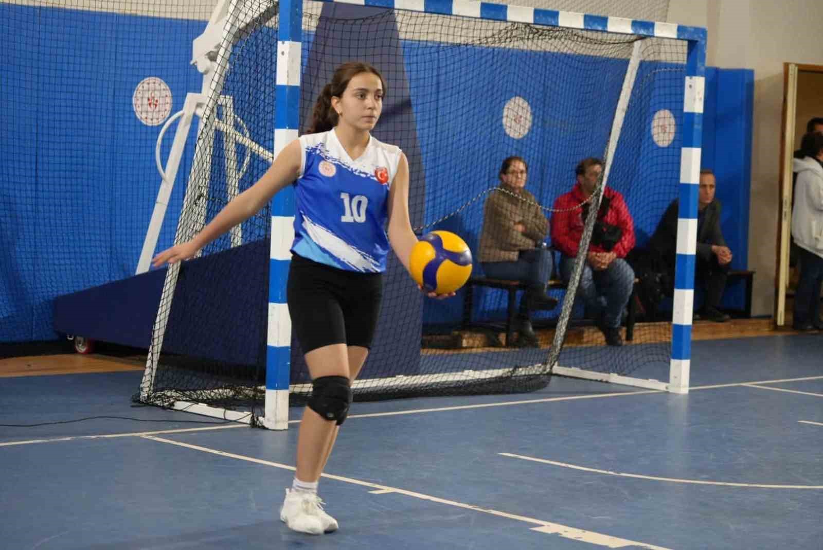 Muğla’nın Menteşe ilçesinde 29 Ekim Cumhuriyet Bayramı etkinlikleri kapsamında düzenlenen