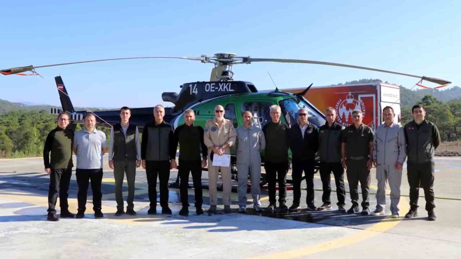 Muğla bölgesinde orman yangınları ile mücadele kapsamında görev yapan ve